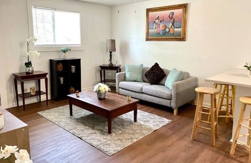 Hickory Apartment | LOVELY AND COMFORTABLE APARTMENT, PETS WELCOME