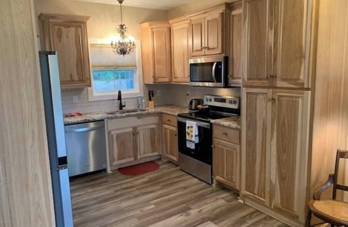 Aiken House | Lovely Cottage on Horse Farm