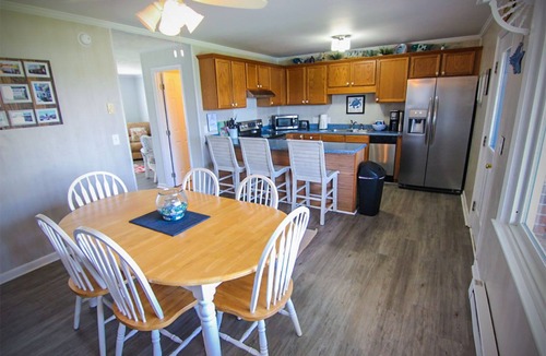 Wrightsville Beach House | Lovely Duplex right on the Intracoastal Waterway
