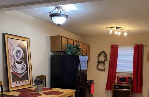 Birmingham Apartment | Lovely Ensley 2 Bedroon unit, quiet, and close!