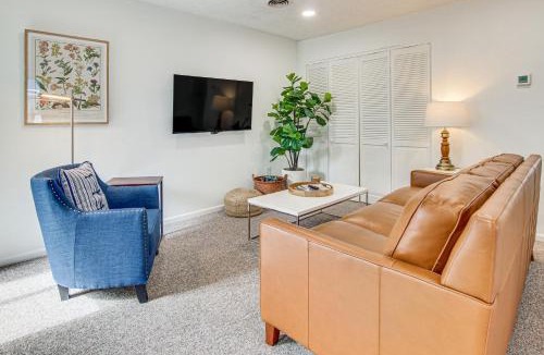 Druid Hills Apartment | Lovely Hendersonville Apt with Deck 1 Mi to Main St