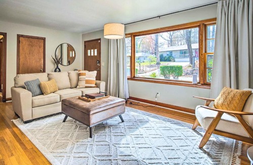 Hendersonville House | Lovely Hendersonville Home, Near Parks!