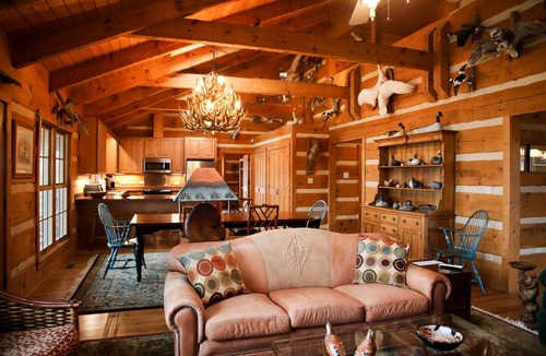 Fairfield House | Lovely log home on Lake Mattamuskeet