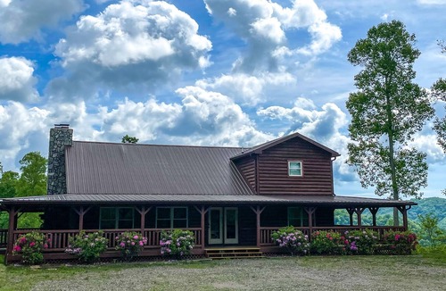 Creston Cabin | LOW SEPTEMBER RATES! Million Dollar Views-3BR3BA w/HotTub & Long-Range Views
