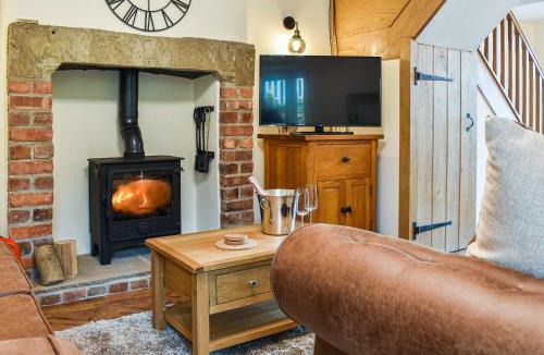 Blackwell in the Peak House | Low View