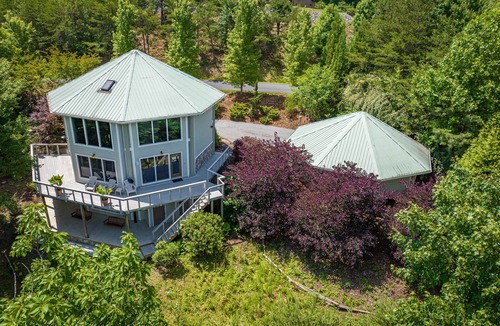 Nebo House | Lower rates/flexible calendar Waterfront Home w/Private Dock and Mountain Views