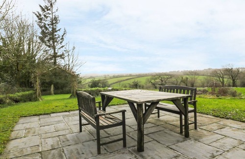 Brazzacott House | Lower West Curry Farmhouse, Launceston