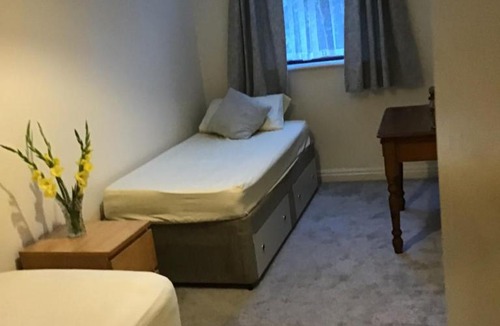Formby Apartment | Luchon Formby Flats