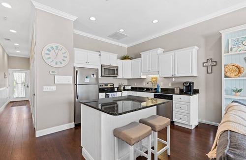 Southport Condo | Lucy's Gift: Spacious balcony overlooking the intercoastal waterway