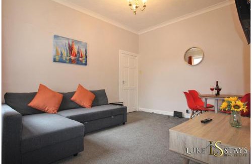 Newcastle-upon-Tyne Apartment | Luke Stays - Nicholson Terrace