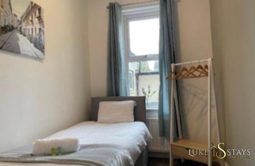 Newcastle-upon-Tyne Apartment | Luke Stays - Nicholson Terrace