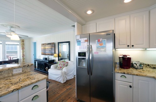 Holden Beach House | 'Lulu Rose" - Oceanfront Home w/Hot Tub, 2 Bedrooms/2 Bathrooms