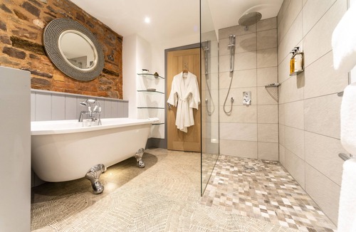 Dunster Hotel | Luttrell Arms Hotel