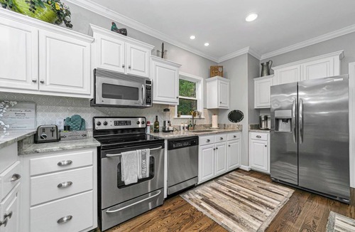 Lake Toxaway Condo | Lux 3Br Mtn Home with Incredible View of Falls and designer furnishings