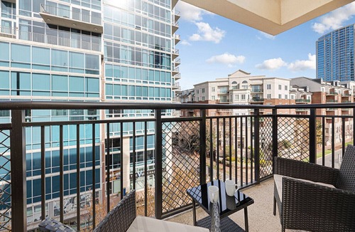 Charlotte Center City Apartment | Lux & Cozy Apt | Walk Everywhere, Free Parking, Balcony w/City Views