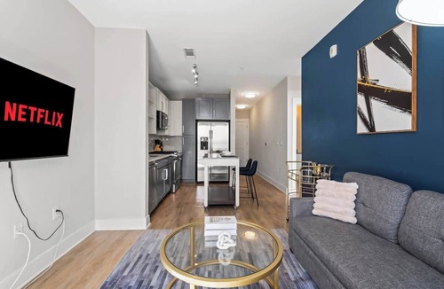 Charlotte Apartment | Luxe 1BR Suite Waverly Charlotte
