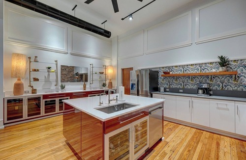 Downtown Wilmington House | Luxe 220