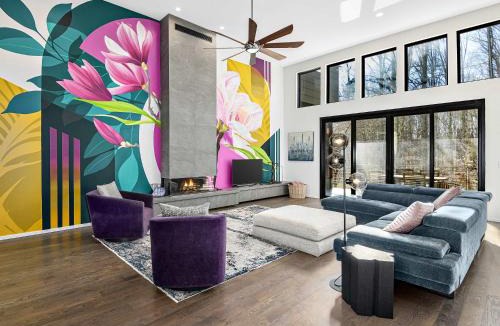 Alexander House | Luxe 5BR with Home Theater, Pool Table and Firepit