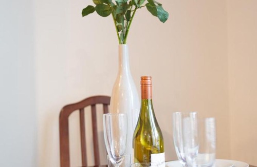 Fenham Apartment | Luxe Eco Retreat-Your Stylish Newcastle Sanctuary