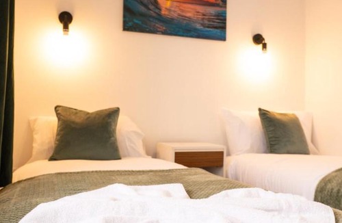 Fenham Apartment | Luxe Eco Retreat-Your Stylish Newcastle Sanctuary