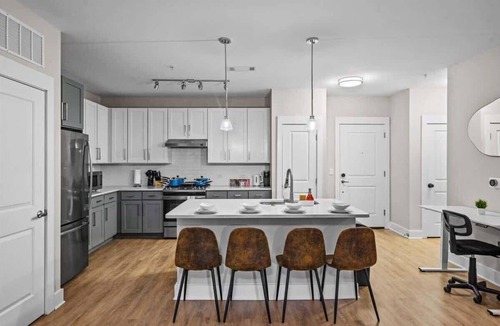 Charlotte Apartment | Luxe King 2BR Suite in Waverly Charlotte!