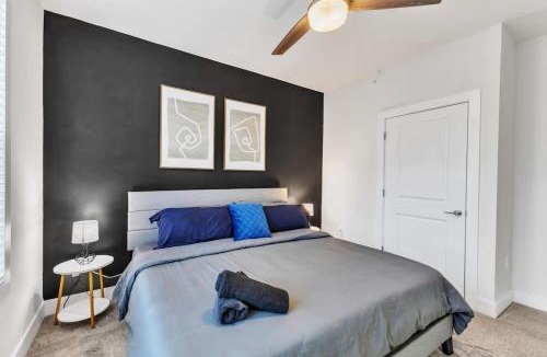 Hayes Apartment | Luxe King 3BR Suite to Downtown Durham