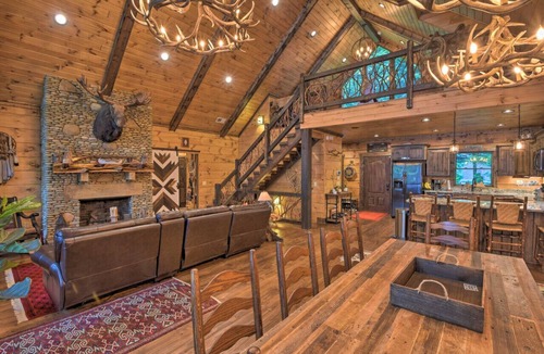 Topton Cabin | Luxe Lakefront Lodge w Dock, Hot Tub & Game Room