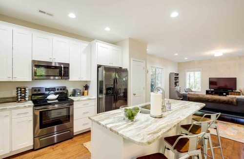 Ridgecrest House | Luxe Mountain Home Near Ridgecrest & Asheville!
