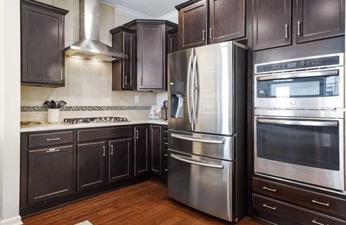 Cary House | Luxe Retreat w/King Suite | 5* Location, Gym, Pool, Pets OK