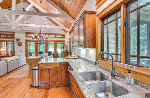 Cullowhee House | Luxe Trillium Home w/Fire Pit, 5 Mi to Cashiers