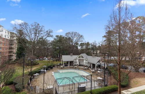 Crabtree Apartment | Luxurious 2 Bed Suite - in Raleigh!