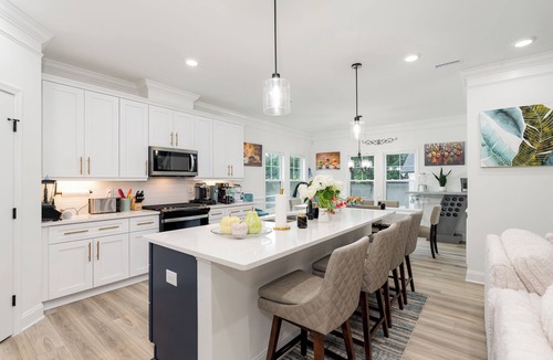 Hayes House | Luxurious 5-bedroom house with swim-spa, fitness&weight room, game room, & more!