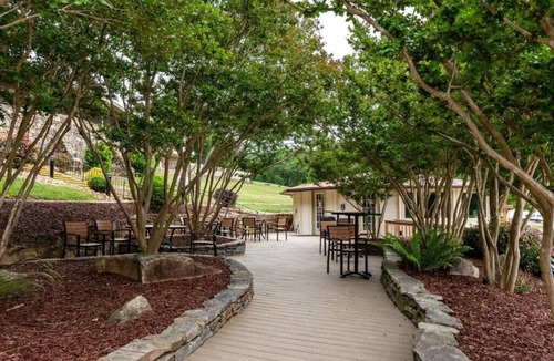 Lake Lure Condo | Luxurious Club Wyndham Resort at Fairfield Mountains, 2 Bedroom Deluxe Suite