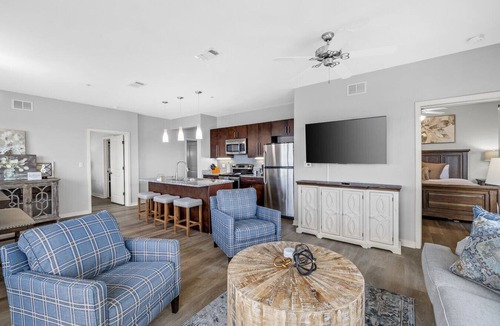 Rolling Mill Hill Condo | Luxurious Downtown High floor Corner-2bd2bth-#420- Parking included