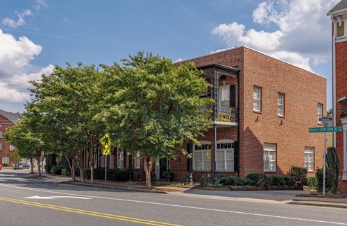 Southside House | Luxurious downtown retreat located in Greensboro NC!