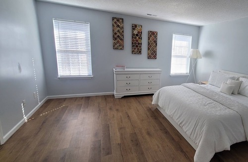 Greensboro House | Luxurious & Gorgeous Gem in cul-de-sac, very quiet residential area, Greensboro
