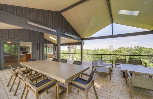 Cashiers House | Luxurious Mountain Retreat w/Long Range Views!