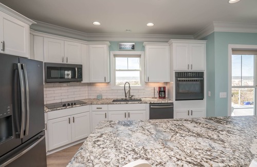 Tranquil Harbour House | Luxurious oceanfront located in OKI's Paradise Shores - Blue Bayou