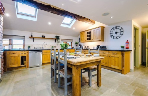 Meathop Apartment | Luxurious Private Home w Hot Tub Log Burner