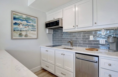 Downtown Wilmington Apartment | Luxurious riverfront condo, Historic Downtown Wilmington, walk to everything!