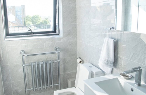 Island Gardens Apartment | Luxurious Two Bedroom Penthouse with Canary Wharf Views