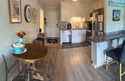 Ocean Isle Beach Condo | Luxuriously Coastal Beach Front Condo - Welcome to Sea La Vie!