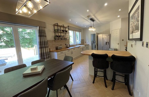 Taynuilt House | Luxury 6 bed home with hot tub