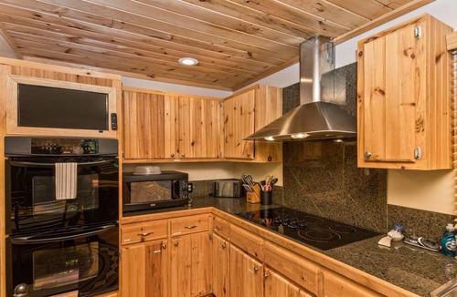 Lake Lure Cabin | Luxury and Comfort in Lake Lure-Hot Tub-Fire pit by Sunscape Property Management