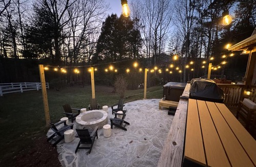 Candler House | Luxury Asheville Retreat Views, Cinema & Hot Tub
