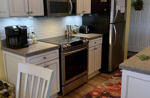 Wilmington Condo | Luxury Fairway Condo Overlooking Two Fairways : Near Beaches -