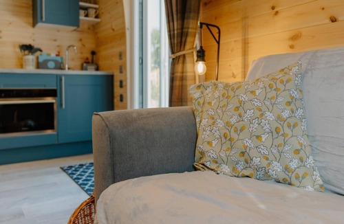 Georgeham Cabin | Luxury glamping pod near Croyde