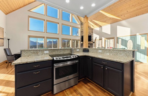 Sunset Cove House | Luxury Home with Amazing Lake and Mountain views, game room, hot tub!