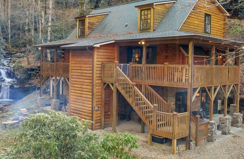 Maggie Valley House | Luxury house on creek with waterfalls on 43 acres in mountains!