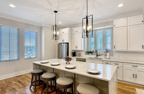 Downtown House | Luxury in Perfect Location, North Carolina 1379